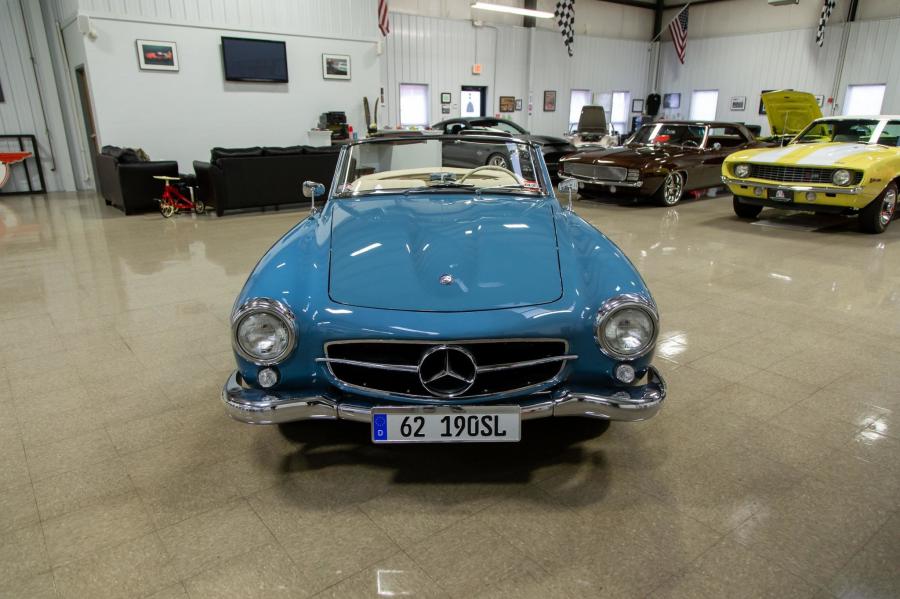  Mercedes-Benz 190 SL (Bm.121.042) 1962 года  (фото 8 из 175)